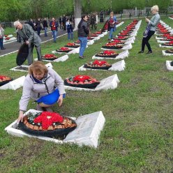 Возложение венков на Митрофаньевском кладбище